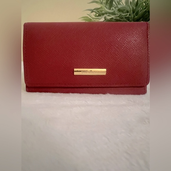 Burberry plaid 4 ring key holder - Picture 1 of 10